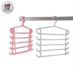 آویز شال داخل کمد بست